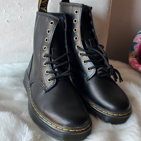 Dr. Martens Zavala Boots Black - Picture 12 of 15